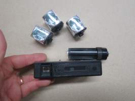 Kodak Pocket Instamatic 200 Camera -kamera, salamalamput, salaman jatkovarsi