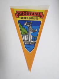 Kuortane - Urheiluopisto -matkailuviiri / souvenier pennant