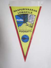 Lappi - Sotkamo - Vuokatti - Naapurivaara lomakylä -matkailuviiri / souvenier pennant