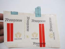 Tennyson -savukepakkauksen käärepaperi avattuna