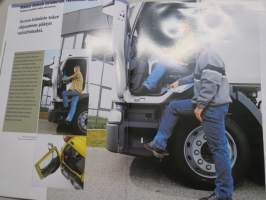 Renault Premium Distribution -myyntiesite / sales brochure