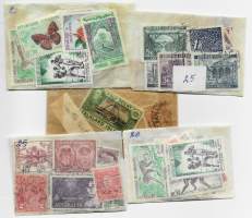 Erä postimerkkejä -  Postimerkkikauppiaan  70-80- luvulla pakkaamia ei avattu