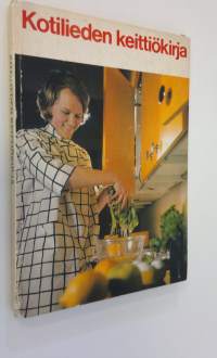 Kotilieden keittiökirja : 365 ateriaehdotelmaa : Ruokaohjeita einesvalmisteiden, pakasteiden ja säilykkeiden pohjalta : Nyrkkitiedot nykyaikaisen keittiön varuste...
