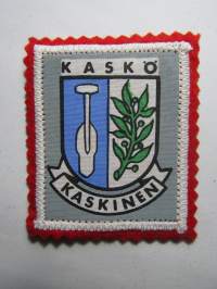 Kaskö -Kaskinen -kangasmerkki / matkailumerkki / hihamerkki / badge -pohjaväri punainen