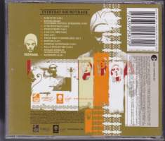 Redrama - Everyday Soundtrack, 2003. CD.  Rap-artisti Redraman ensimmäinen studioalbumi. Albumi julkaistiin syyskuussa 2003.
