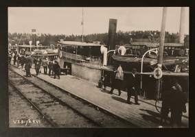 Höyrylaivoja Wesijärven satamassa 1930-luvulla -  Valokuvakortti
