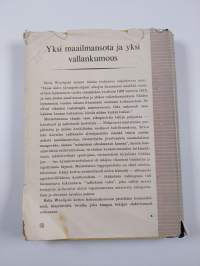 Hella Wuolijoki : Minusta tuli liikenainen eli &#039;valkoinen varis&#039; :; Juhani Tervapään yksinpuheluja aikojen draamassa, 3 - (1908-1918)