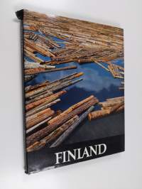 Finland : the land of forests and lakes