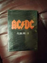 AC/DC Plug me In  dvd, avaamaton paketti 2007