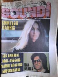Soundi 5/1977 Emmylou Harris, The Damned!, Iggy &amp; Stooges, Ray Davies, Supercharge