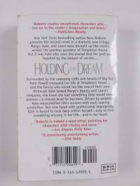 Nora Roberts- The Dream trilogia : Daring to dream ; Holding the dream ; Finding the dream