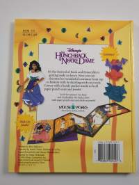 Disney&#039;s The Hunchback of Notre Dame - Esmeralda&#039;s missing scarf