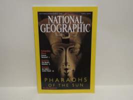 National Geographic April 2001