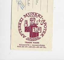 Munkki  Apteekki  Vaara Helsinki  resepti  signatuuri  1964