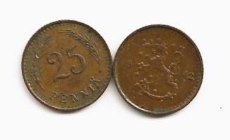 25  penniä  1942 Cu