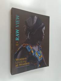 Raw view vol. 7 : Women looking at women