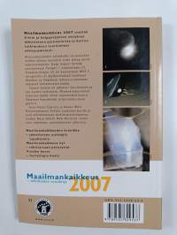 Maailmankaikkeus 2007 : tähtitieteen vuosikirja
