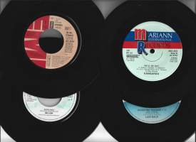 Single äänilevy 1980-luku  4 kpl erä