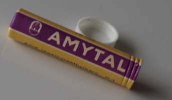 Amytal  tyhjä käyttämätön lääkepakkaus  pahvia   50x15  mm