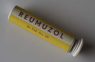 Reumuzol   tyhjä käyttämätön lääkepakkaus  peltiä   70x15  mm