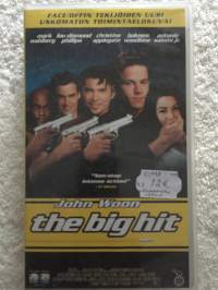 &quot; THE BIG HIT &quot;   - VHS-  Mark Wahlberg, Lou Diamond Phillips, Christina Applegate, Bokeem Woodbine, Antonio Sabàto Jr