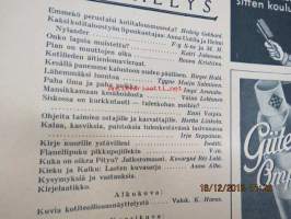 Kotiliesi 1935 nr 10, toukokuu kansi Martta Wendelin (kukkamyyjä torilla) , sis.; Kotitalousmuseo?, Lastenhuoneita, Arabia mainos mallit Aino, Väinö ja Tapio.