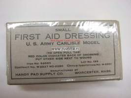 Small First Aid Dressing - US Army Carlisle model -pakkaus