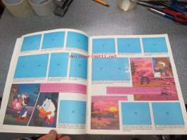 Duck Tales - Ankronikka / Walt Disney /  Panini 1987 sticker album -tarrakirja. Takakannessa reikä. n 15 tarraa liimattu.
