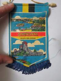 Savonlinna Olavinlinna matkailuviiri 18 cm.