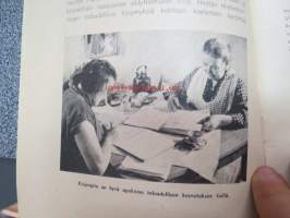 Naistoimikunnan ohjekirjanen 1960