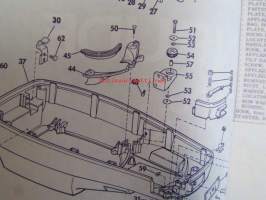 Evinrude 1971 Parts book 50 HP, katso tarkemmat mallimerkinnät kuvista.