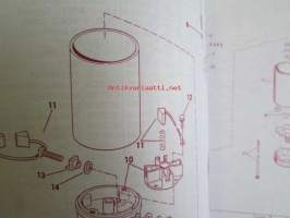 Evinrude 1974 Parts book Starflite 85 HP (First in outboards), katso tarkemmat mallimerkinnät kuvista.