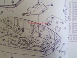 Evinrude Service 1977 Parts book 175 HP / 200 HP, katso tarkemmat mallimerkinnät kuvista.