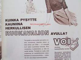 Kotiliesi 1958 nr 8 -mm.  Huhtikuu Ompelemme nahkakäsineet, Pariloimalla paras ruoka, Hattu kaunistaa, Hankkisimmeko koiran?, Arkkitehti Raili Kokkola valoa