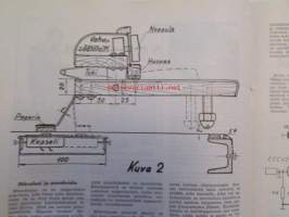 Tekniikan Maailma 1957 nr 4 -mm. Koekuvaa Mamiya-35, Yksinkertainen putkivolttimittari, Juhani Salmi ja Aimo Koski Pianokitara helppotekoinen ja monipuolinen