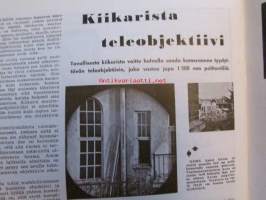 Tekniikan Maailma 1957 nr 11 -mm. Kannessa Tekokuu Sputnik 1, Pikuautolle talli rakennuspiirrustukset, Kiikarista teleobjektiivi, Asahiflex, He työskentelevät