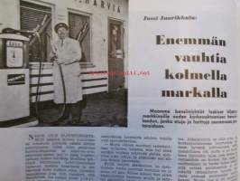 Tekniikan Maailma 1957 nr 11 -mm. Kannessa Tekokuu Sputnik 1, Pikuautolle talli rakennuspiirrustukset, Kiikarista teleobjektiivi, Asahiflex, He työskentelevät