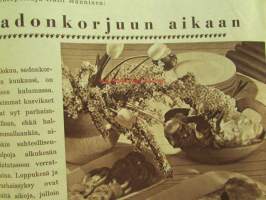 Kotiliesi 1962 nr 15 -mm. Ompelemme ja kirjoimme, Mansikkamaa sadon jälkeen, Raili Manninen Sadon korjuun aikaan, Kesämökin valaisimet paranevat, Suomalainen