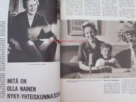 Kotiliesi 1966 nr 3  Helmikuu 1966 mm. Vanha Porvoon ystävä ja puolustaja Louis Sparre, artikkeli sis. upeita värikuvia Porvoosta 1965. Mitä on olla nainen