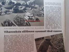 Kotiliesi 1942 nr 15 -mm.  Elokuu Mitä tiedät, morsian,  avioliitosta? Toini Jännes In Memoriam, Juolavehnä ja voikukanjuuri kynnöksiltä ruokatalouteen,