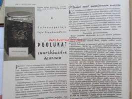 Kotiliesi 1944 nr 19 -mm.lokakuu  Pääjohtaja Arvi P. Poijärvi, &quot;Maakunnan Äiti&quot; Impi Sirkka 60-vuotias, Johtaja Alma Koskinen, Puolukat juurikkaiden seuraan,