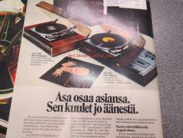 Tekniikan Maailma 1976 nr 23 Suuri autonumero, sis. mm. seur. artikkelit / kuvat / mainokset; Vertailussa Fiesta - Honda - Fiat - Renault - VW - Peugeot - Datsun,