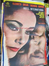 Hotel International -elokuvajuliste, mm. Elizabeth Taylor, Richard Burton