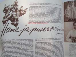 Kotiliesi 1953 nr 18 Syyskuu -mm. Hame ja Pusero, Maisteri Elsa Palsanen, Kotitaloustyö pyörillä, Suomalaisia emäntiä Elli Toivakka, F.E. Sillanpään puhe,