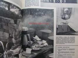 Kotiliesi 1969 nr 14 -mm. Suhtautuminen kehitysvammaiseen, Rakennetaan uima-allas pihalle, Termospullo, Marjasato kypsyy ja säilöminen, Näin eletään