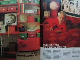 Kotiliesi 1970 nr 20 -mm. Chymoksen tehdas Lappeenranta, Mollamaija, Lääkäri Laukaasta Rikke Sotamaa, Kuvia kuninkaallisen PR-miehen työstä, Saunamaja,