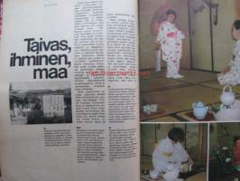 Kotiliesi 1970 nr 23 -mm. Terveyttä Mielenrauhaa Onnellisuutta Jooga, Töysän peruskoulukokeilu, Saab-Valmet Uusikaupunki uudessa ajassa, Joulu alkaa