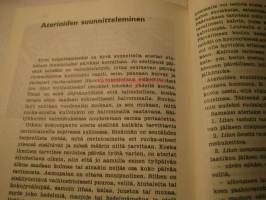 Kotiruoka uusi laitos -keittokirja kotia ja koulua varten