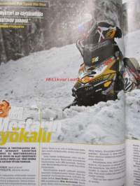 Vauhdin Maailma 2011 nr 1 -mm. Jussi HOnka Ski-Doo MXZ 600 RS:n, F1 Toyota TF110, Artic Lappland Tally, Jarmo Mahonen, Mr Enduro Juha Salminen Husqvarna, Emmi