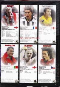 Boing Premier League Stars 1992-2008.  Valioliiga perustettiin 1992. Kirja esittelee 350 futiksen tähtipelaajaa vuosien varrelta.  Mixu oli ensimmäinen suomalainen.